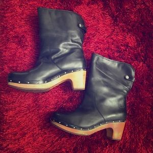 UGG Wooden heel boots